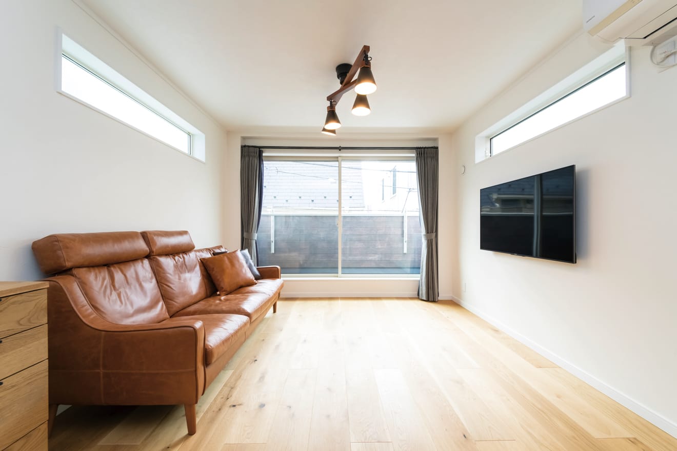 建築事例.2　大開口で狭小地でも明るさと開放感を実現