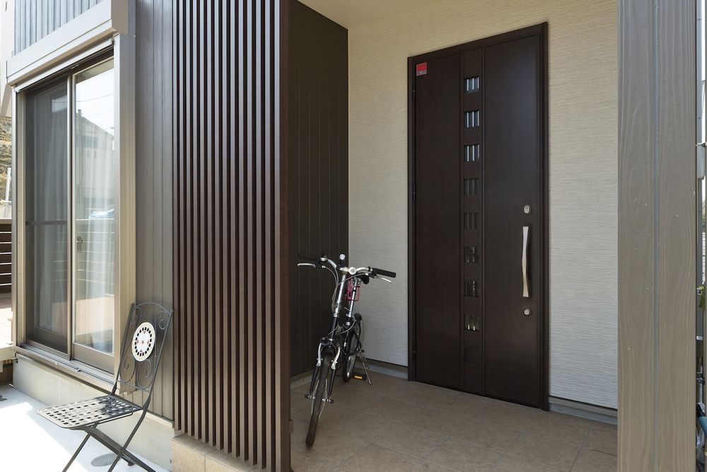 家が完成してからでは遅い？ おしゃれで便利な自転車置き場をつくるアイデアと事例を紹介